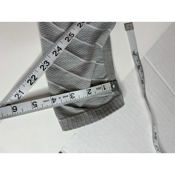 Blanqi Maternity Leggings, Medium, Grey, Stretch Leggings, Striped Legs - Picture 8 of 9